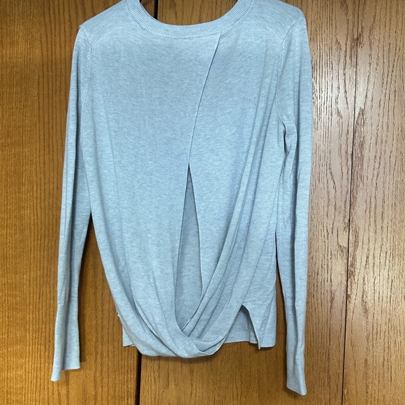 NWOT LULULEMON BRING IT BACKBEND SWEATER HEATHERED ALPINE WHITE - Picture 3 of 5